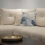 Monero Boutique V