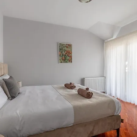Apartment Monero Boutique V *