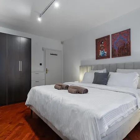 Monero Boutique V Apartamento